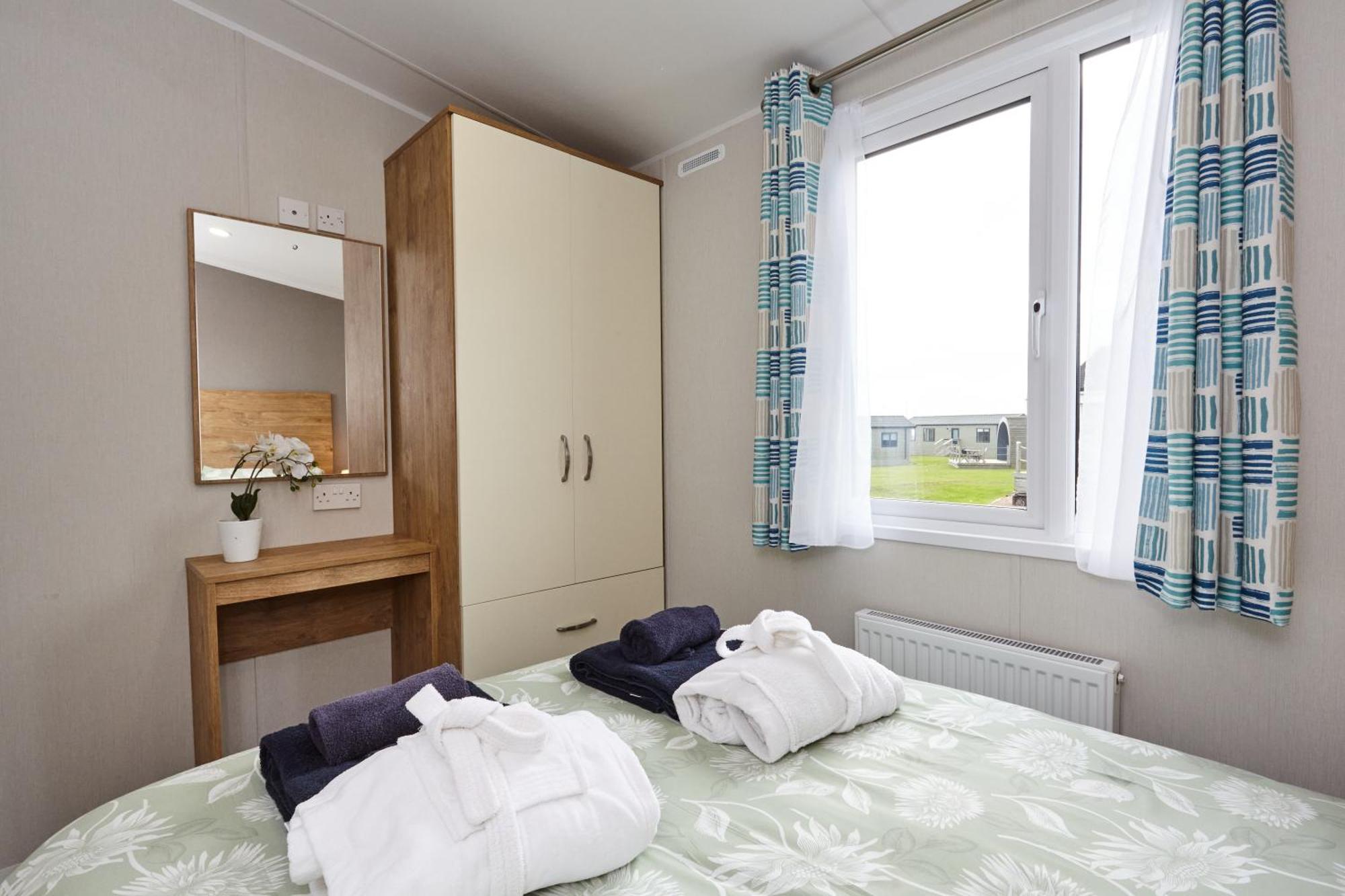 Sauchope Links Holiday Lodge And Glamping Park Крейл Экстерьер фото